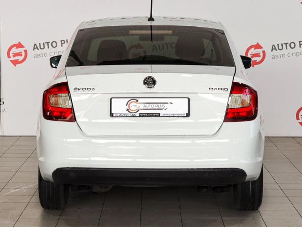 Skoda Rapid I с пробегом 2016 года, цена 740 000 рублей, 180000 км, лифтбек, Автокод Объявления