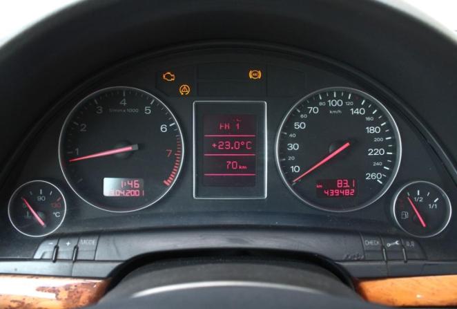 Audi A4 II (B6) с пробегом 2001 года, цена 450 000 рублей, 439482 км, седан, Автокод Объявления