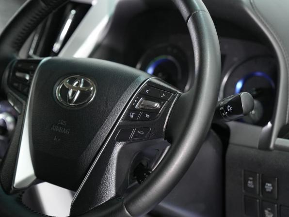 Toyota Alphard III с пробегом 2016 года, цена 3 430 000 рублей, 109000 км, минивэн, Автокод Объявления