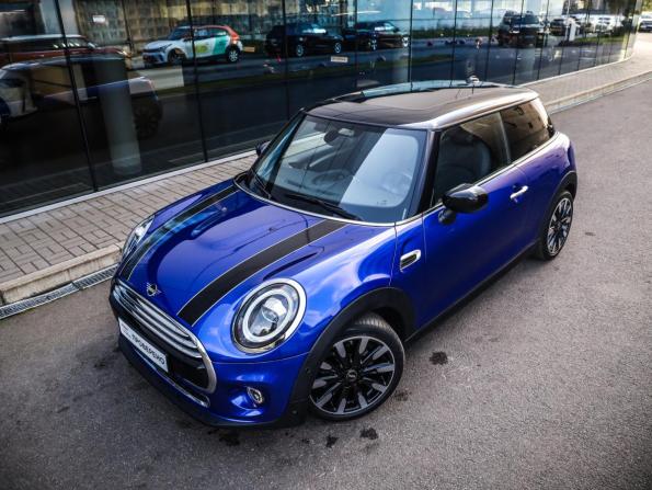 Mini Hatch III (F55/F56) Рестайлинг с пробегом 2020 года, цена 2 399 000 рублей, 82000 км, хэтчбек, Автокод Объявления