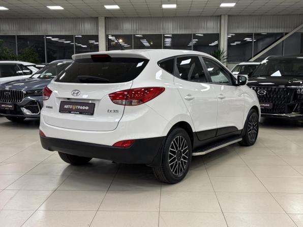 Hyundai ix35 I с пробегом 2012 года, цена 899 000 рублей, 146978 км, внедорожник, Автокод Объявления