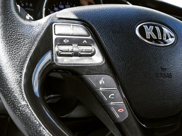 Kia Ceed II с пробегом 2014 года, цена 1 179 000 рублей, 181181 км, хэтчбек, Автокод Объявления