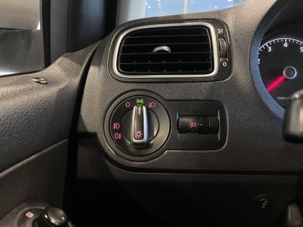 Volkswagen Polo V с пробегом 2011 года, цена 680 000 рублей, 223375 км, седан, Автокод Объявления