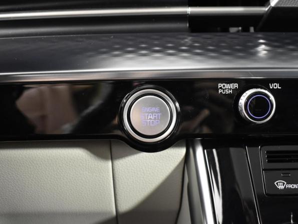 Kia Carnival IV с пробегом 2021 года, цена 4 159 900 рублей, 38177 км, минивэн, Автокод Объявления