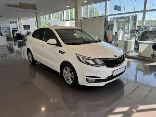 Kia Rio III Рестайлинг с пробегом 2017 года, цена 938 000 рублей, 266484 км, седан, Автокод Объявления