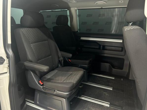Volkswagen Multivan T6 с пробегом 2020 года, цена 5 150 000 рублей, 80244 км, минивэн, Автокод Объявления