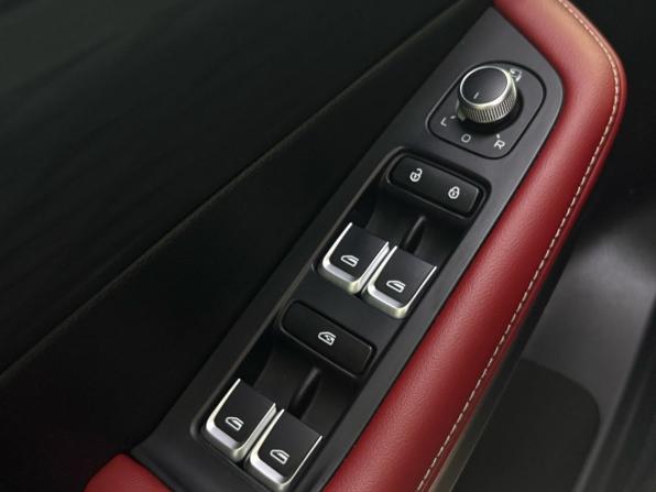 Geely Coolray I Рестайлинг с пробегом 2023 года, цена 1 970 000 рублей, 34000 км, внедорожник, Автокод Объявления