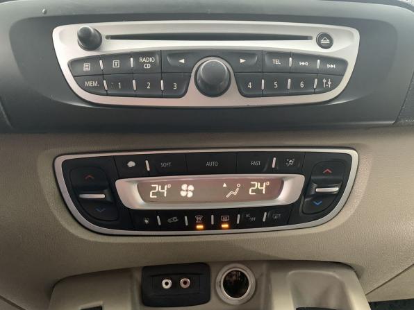 Renault Scenic III с пробегом 2010 года, цена 799 000 рублей, 254625 км, компактвэн, Автокод Объявления