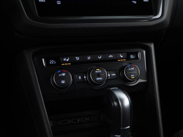 Volkswagen Tiguan II с пробегом 2018 года, цена 2 485 055 рублей, 148536 км, внедорожник, Автокод Объявления