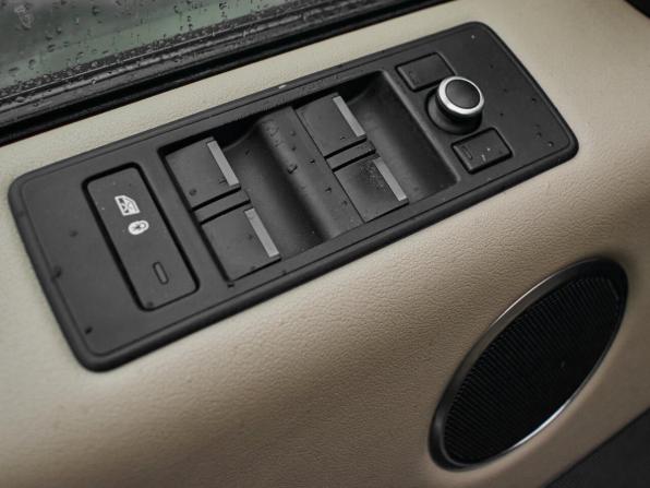Land Rover Range Rover Sport II с пробегом 2015 года, цена 2 600 000 рублей, 227651 км, внедорожник, Автокод Объявления