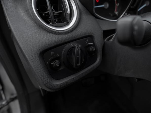 Ford Fiesta Mk6 Рестайлинг с пробегом 2016 года, цена 1 180 000 рублей, 85179 км, седан, Автокод Объявления