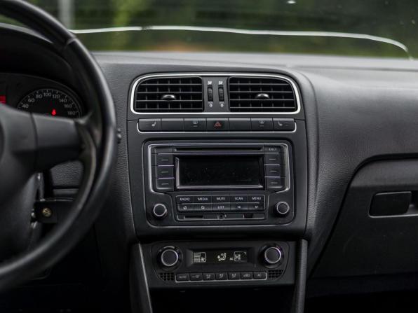 Volkswagen Polo V с пробегом 2013 года, цена 499 000 рублей, 253229 км, седан, Автокод Объявления