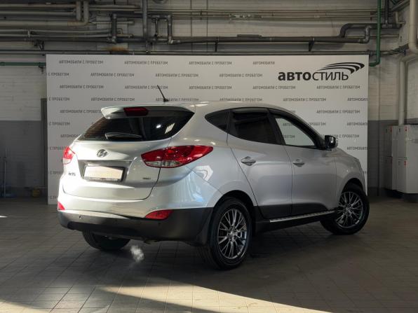 Hyundai ix35 I Рестайлинг с пробегом 2014 года, цена 1 099 000 рублей, 218950 км, внедорожник, Автокод Объявления
