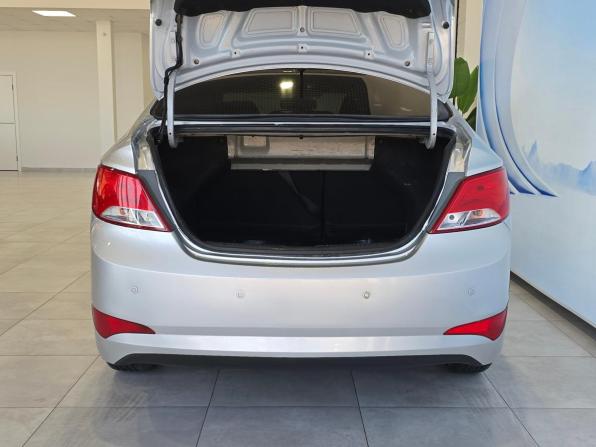 Hyundai Solaris I Рестайлинг с пробегом 2014 года, цена 999 000 рублей, 165000 км, седан, Автокод Объявления