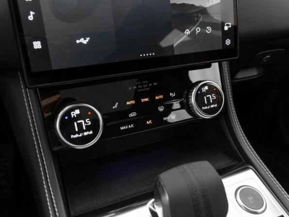 Jaguar F-Pace I Рестайлинг с пробегом 2021 года, цена 5 000 000 рублей, 76349 км, внедорожник, Автокод Объявления