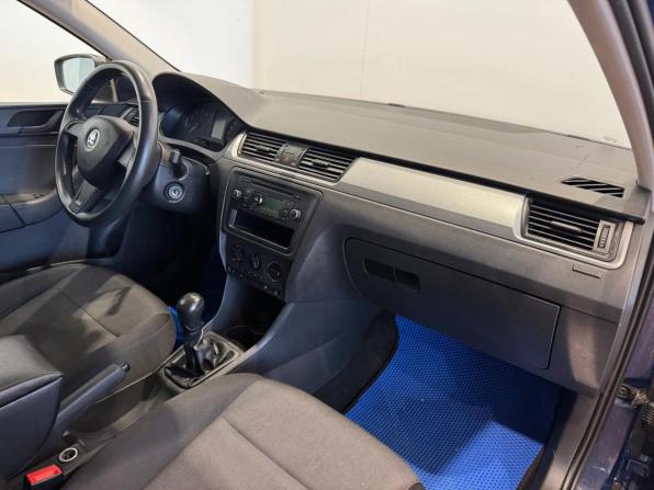 Skoda Rapid I с пробегом 2015 года, цена 750 000 рублей, 160137 км, лифтбек, Автокод Объявления