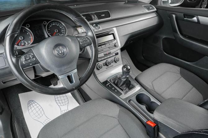 Volkswagen Passat B7 с пробегом 2013 года, цена 1 429 000 рублей, 141000 км, седан, Автокод Объявления