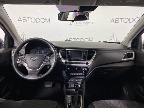 Hyundai Solaris II с пробегом 2017 года, цена 1 144 900 рублей, 152000 км, седан, Автокод Объявления