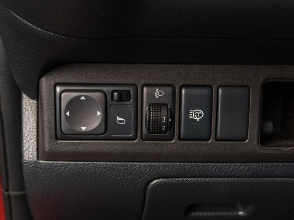 Nissan Note I Рестайлинг с пробегом 2012 года, цена 699 000 рублей, 203284 км, хэтчбек, Автокод Объявления