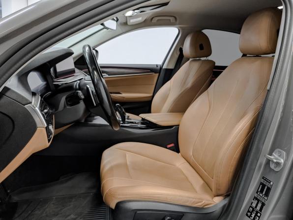 BMW 5 серии VII (G30/G31/G38) Рестайлинг с пробегом 2021 года, цена 3 300 000 рублей, 182448 км, седан, Автокод Объявления