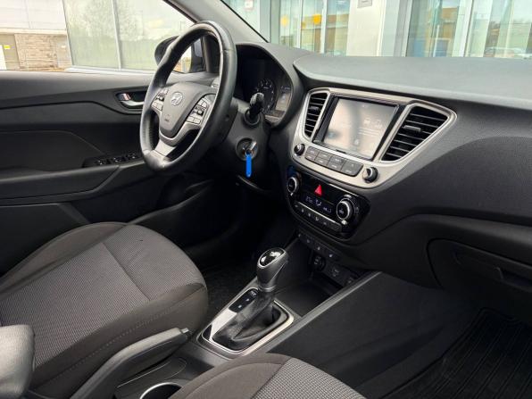 Hyundai Solaris II с пробегом 2019 года, цена 1 280 000 рублей, 127000 км, седан, Автокод Объявления