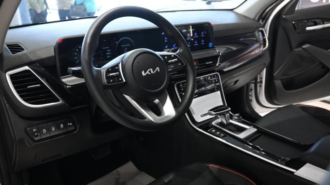 Kia Seltos I Рестайлинг с пробегом 2025 года, цена 2 995 000 рублей, 50 км, внедорожник, Автокод Объявления