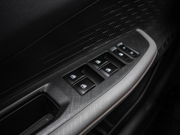 Changan UNI-V I с пробегом 2023 года, цена 2 280 000 рублей, 66615 км, лифтбек, Автокод Объявления