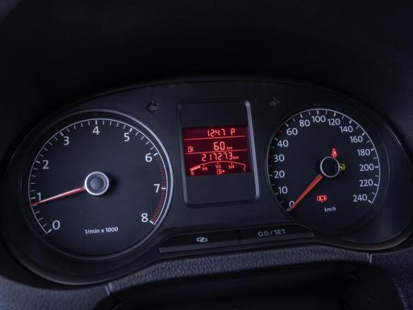 Volkswagen Polo V с пробегом 2013 года, цена 870 000 рублей, 217273 км, седан, Автокод Объявления