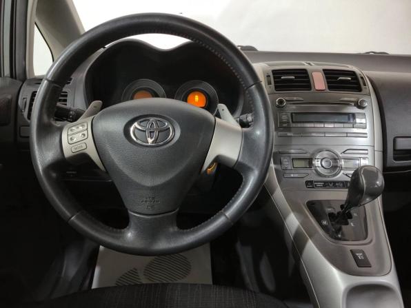 Toyota Auris I с пробегом 2007 года, цена 645 000 рублей, 219692 км, хэтчбек, Автокод Объявления