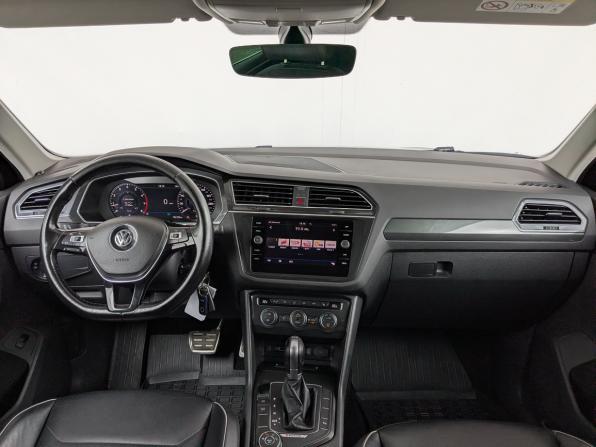 Volkswagen Tiguan II с пробегом 2018 года, цена 2 355 000 рублей, 102720 км, внедорожник, Автокод Объявления