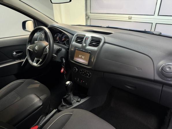 Renault Logan II Рестайлинг с пробегом 2020 года, цена 1 150 000 рублей, 108221 км, седан, Автокод Объявления