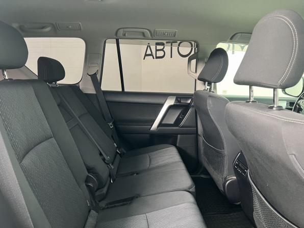Toyota Land Cruiser Prado 150 Series Рестайлинг 2 с пробегом 2019 года, цена 4 600 000 рублей, 81400 км, внедорожник, Автокод Объявления