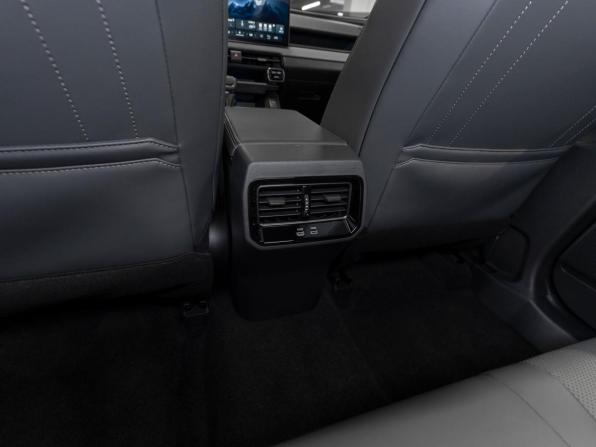 Toyota RAV4 VI (XA60) с пробегом 2026 года, цена 4 000 000 рублей, 11 км, внедорожник, Автокод Объявления