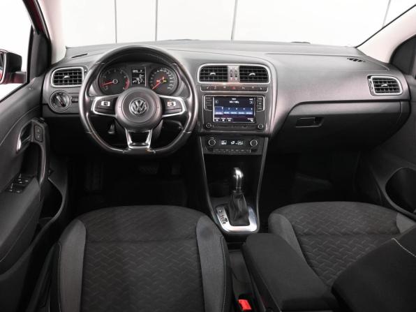 Volkswagen Polo V Рестайлинг с пробегом 2019 года, цена 1 550 000 рублей, 73617 км, седан, Автокод Объявления