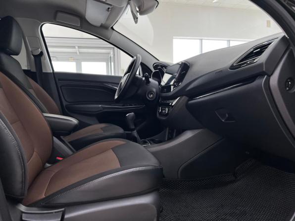 Lada (ВАЗ) Vesta I с пробегом 2018 года, цена 900 000 рублей, 113293 км, седан, Автокод Объявления