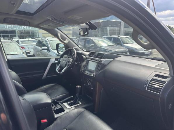 Toyota Land Cruiser Prado 150 Series Рестайлинг 1 с пробегом 2014 года, цена 3 123 000 рублей, 219799 км, внедорожник, Автокод Объявления