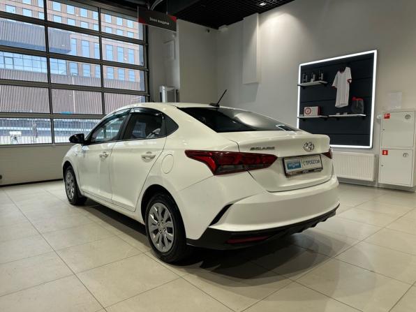 Hyundai Solaris II Рестайлинг с пробегом 2020 года, цена 898 700 рублей, 341485 км, седан, Автокод Объявления