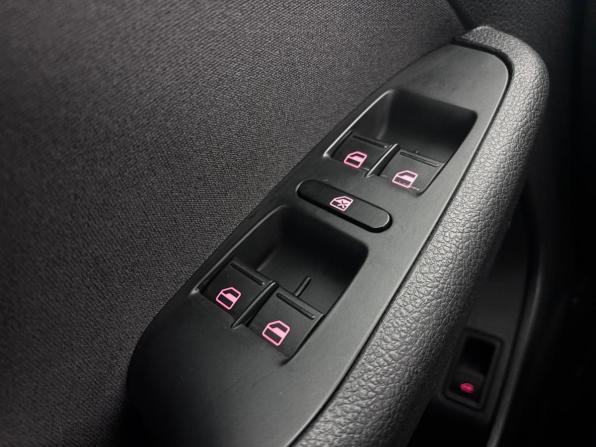 Volkswagen Jetta VI с пробегом 2012 года, цена 1 085 000 рублей, 104256 км, седан, Автокод Объявления