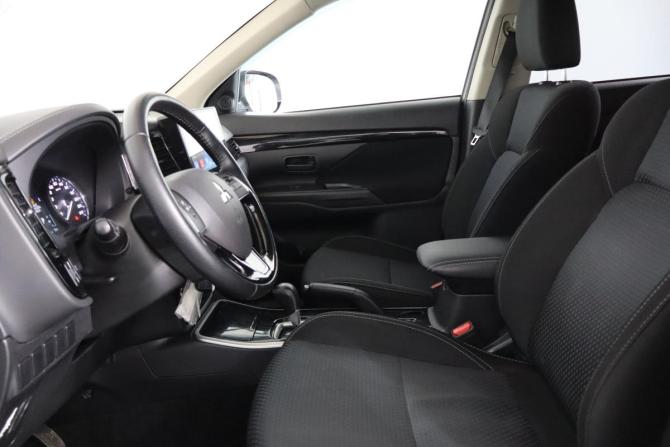Mitsubishi Outlander III Рестайлинг 3 с пробегом 2019 года, цена 1 399 000 рублей, 232000 км, внедорожник, Автокод Объявления