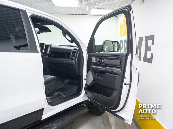 Ram 1500 V Рестайлинг с пробегом 2025 года, цена 9 299 000 рублей, 60 км, offers.body_type.unknown, Автокод Объявления