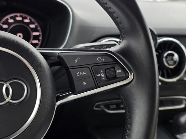 Audi TT III (8S) с пробегом 2015 года, цена 3 520 000 рублей, 104428 км, купе, Автокод Объявления