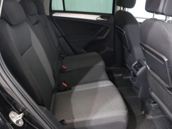 Volkswagen Tiguan II с пробегом 2018 года, цена 2 040 000 рублей, 258606 км, внедорожник, Автокод Объявления