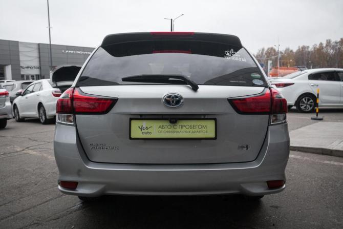 Toyota Corolla XI (E160 E170) Рестайлинг 2 с пробегом 2018 года, цена 1 258 000 рублей, 97000 км, универсал, Автокод Объявления
