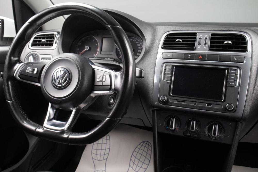Volkswagen Polo V Рестайлинг Оренбург  - изображение 9