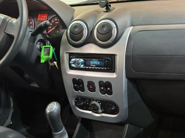 Renault Sandero I с пробегом 2012 года, цена 529 000 рублей, 200176 км, хэтчбек, Автокод Объявления