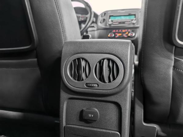 Volkswagen Tiguan I Рестайлинг с пробегом 2012 года, цена 1 420 000 рублей, 221322 км, внедорожник, Автокод Объявления
