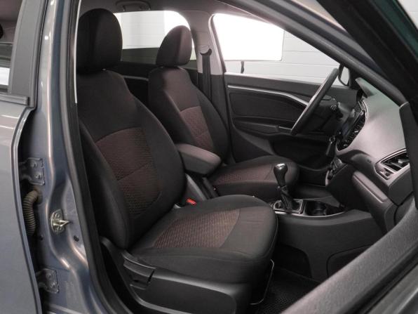 Lada (ВАЗ) Vesta I с пробегом 2019 года, цена 1 124 000 рублей, 73570 км, универсал, Автокод Объявления