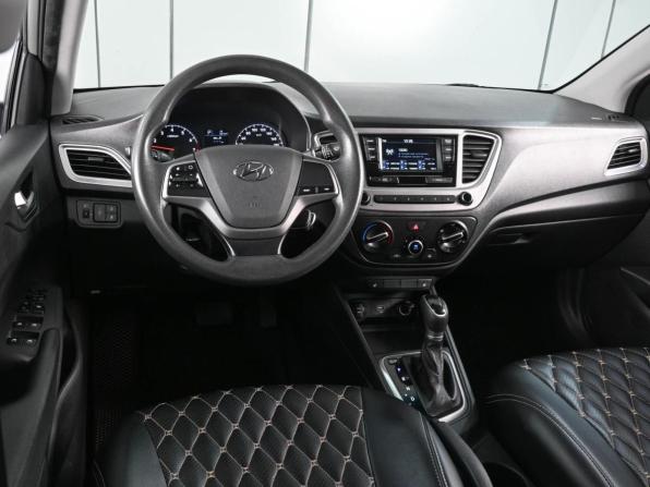 Hyundai Solaris II с пробегом 2019 года, цена 1 599 000 рублей, 29034 км, седан, Автокод Объявления