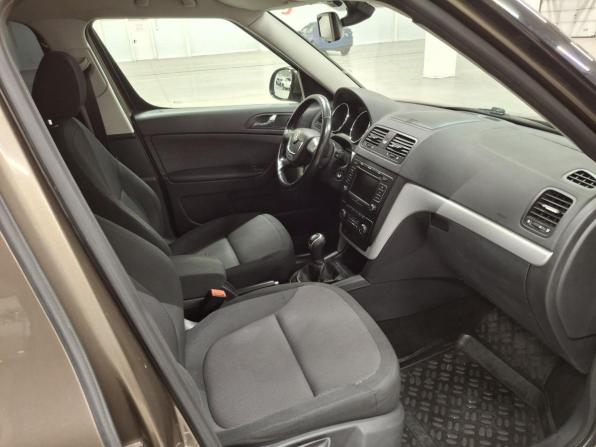 Skoda Yeti I с пробегом 2012 года, цена 670 000 рублей, 197211 км, внедорожник, Автокод Объявления