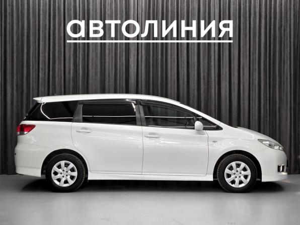Toyota Wish II с пробегом 2010 года, цена 1 050 000 рублей, 240000 км, минивэн, Автокод Объявления